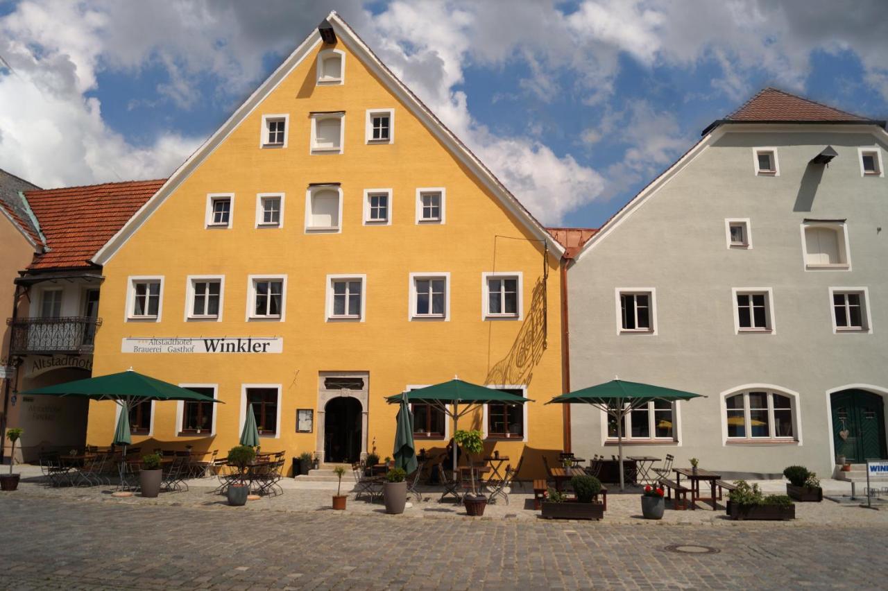 Altstadthotel Brauereigasthof Winkler Berching Extérieur photo