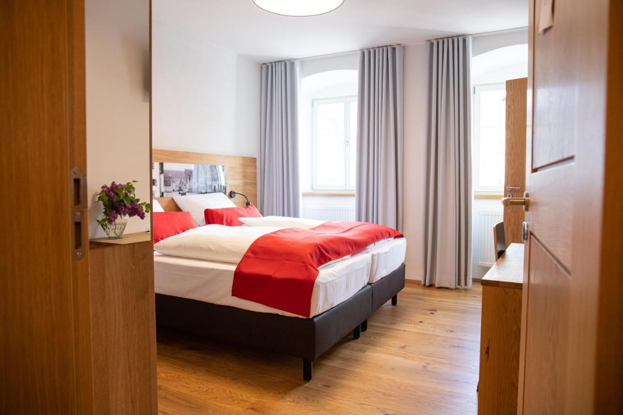 Altstadthotel Brauereigasthof Winkler Berching Extérieur photo