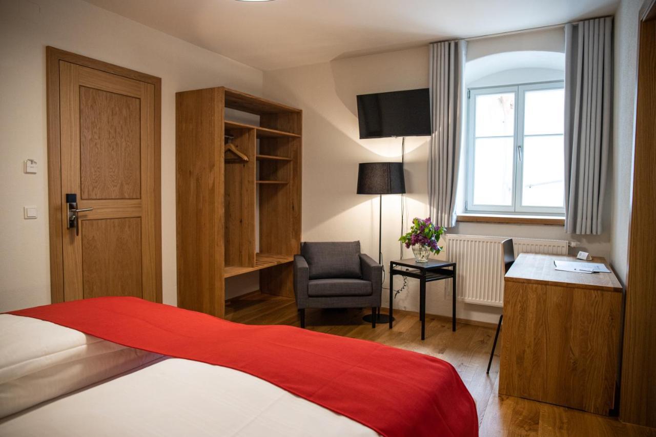 Altstadthotel Brauereigasthof Winkler Berching Extérieur photo