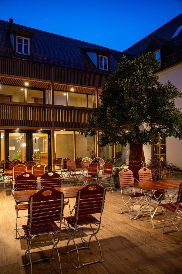 Altstadthotel Brauereigasthof Winkler Berching Extérieur photo
